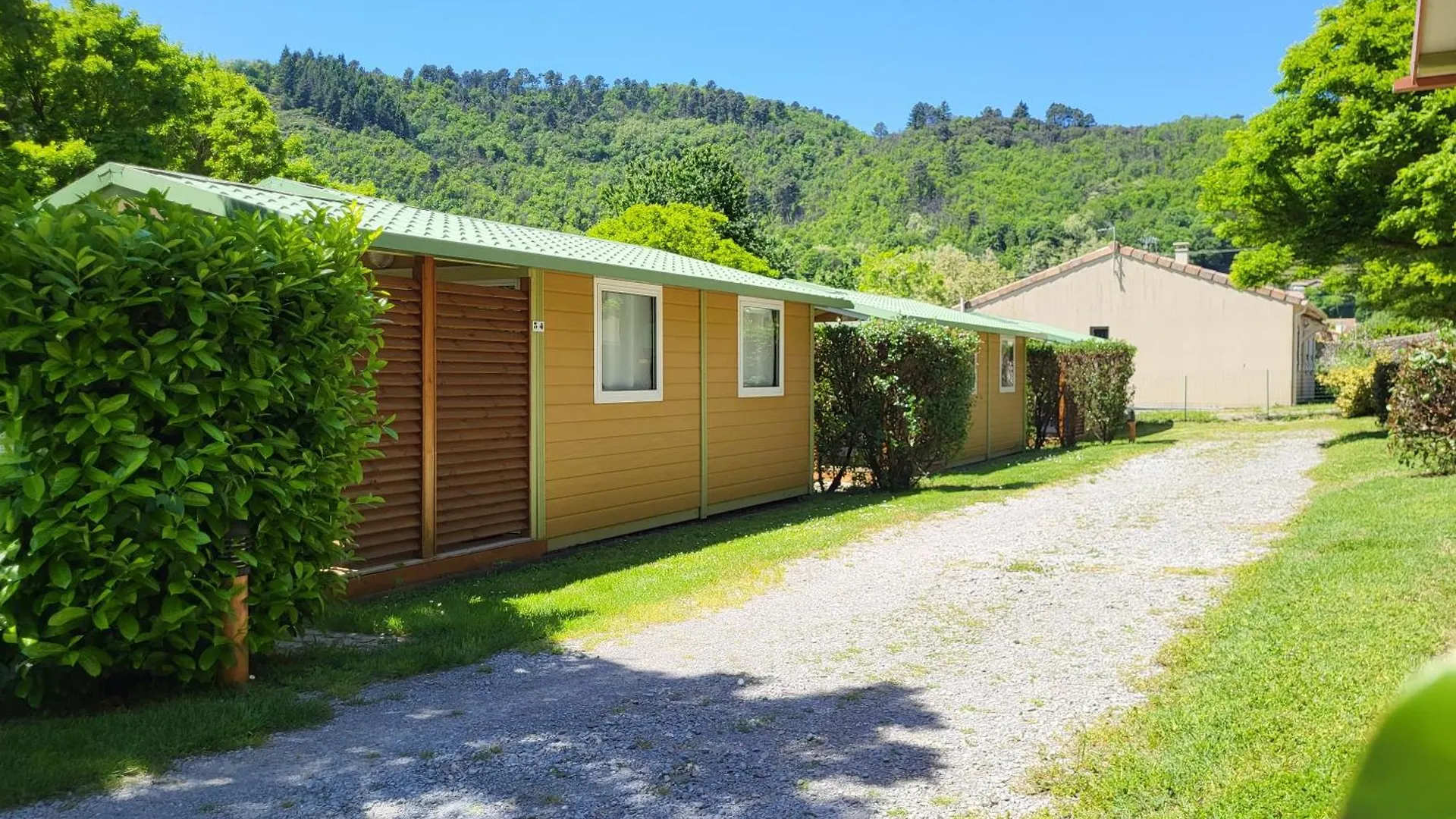 ***  Camping La Charderie Pont-de-Labeaume France