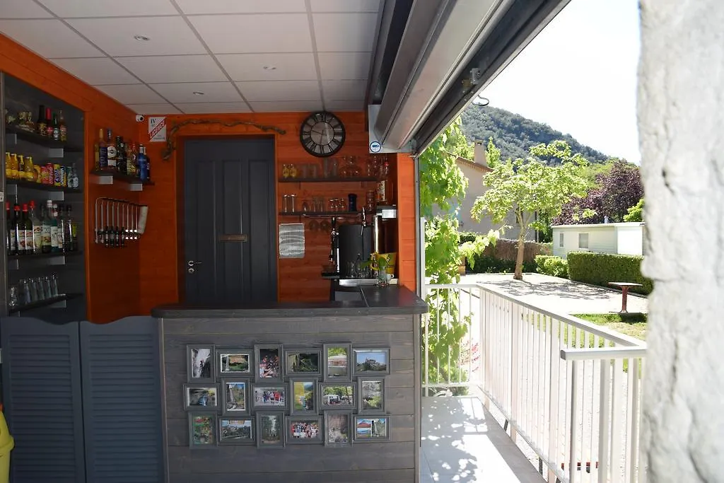 Camping La Charderie Pont-de-Labeaume
